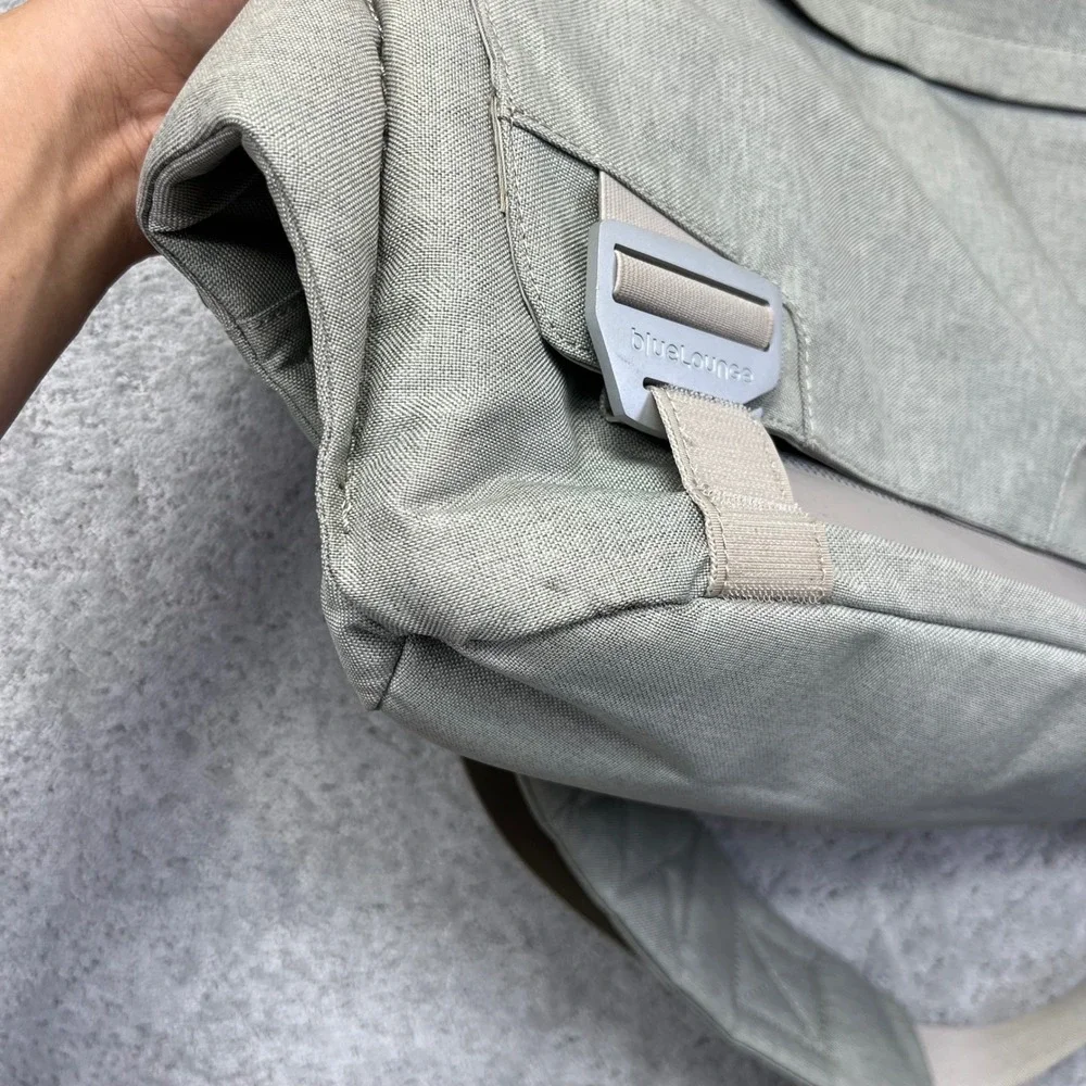 Bluelounge Messenger Bag Grey Recycled PET Fabric Laptop Commuter Bag School